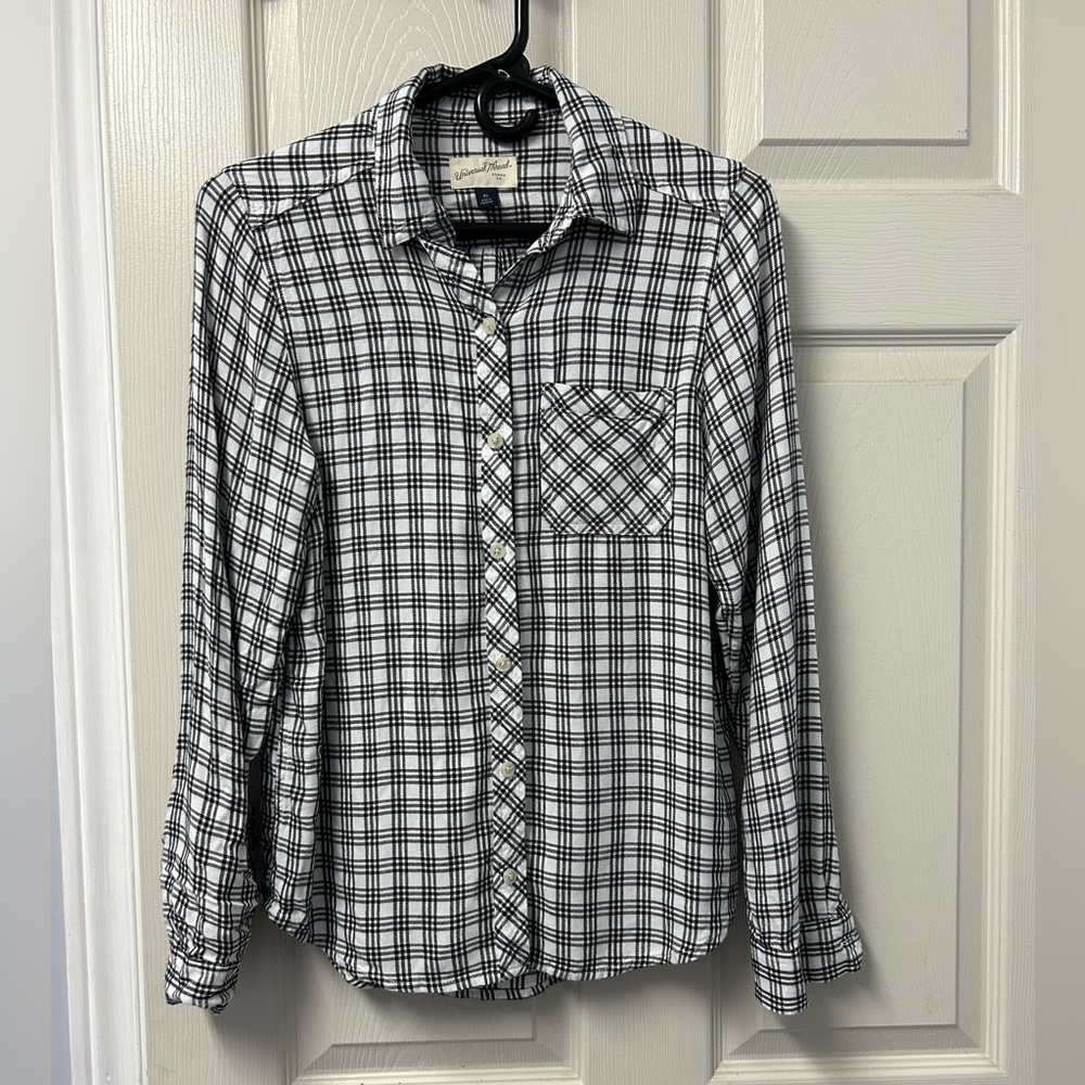 Universal Thread Top